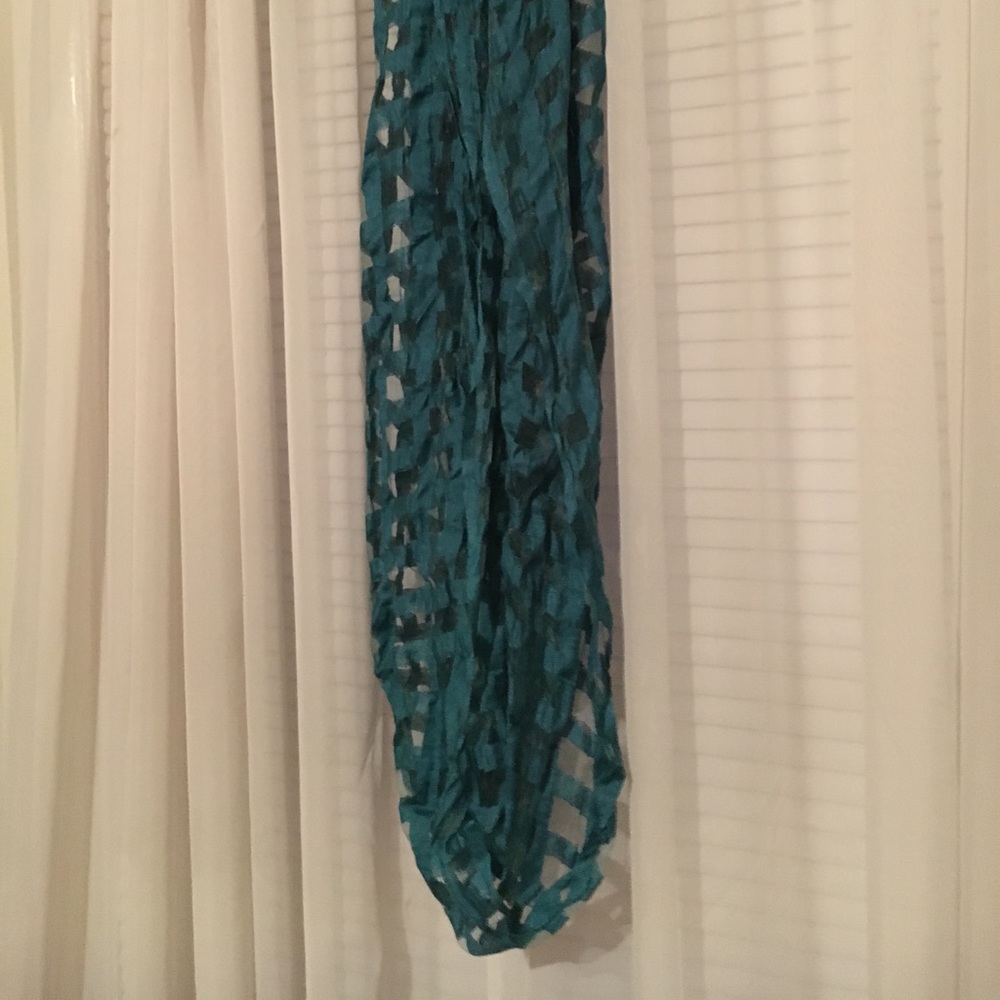 Green scarf
